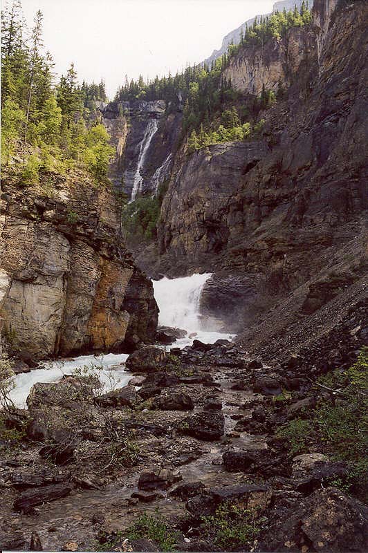 Valley of a Thousand Falls