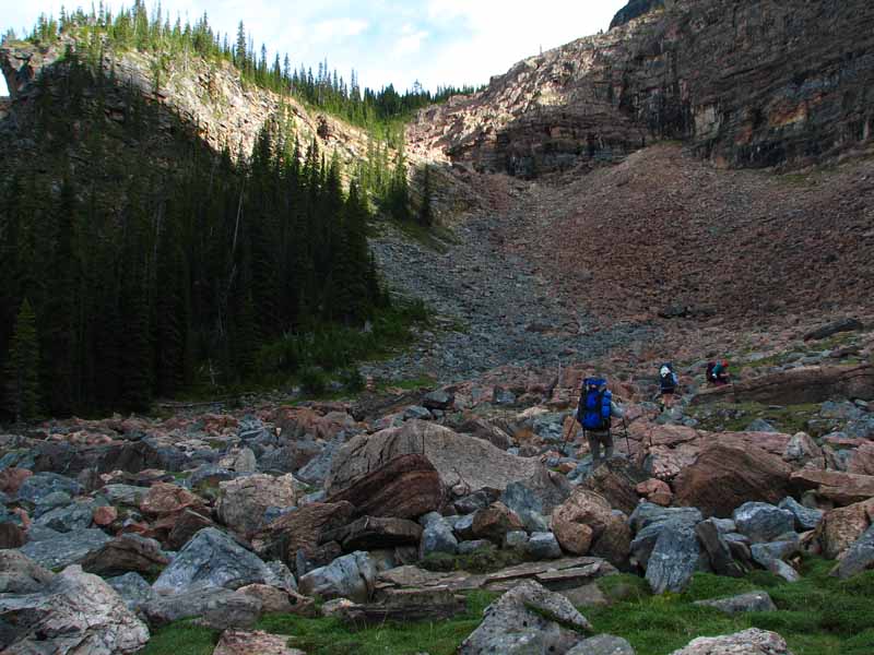 Approaching the Headwall below Fitzwilliam Basin
