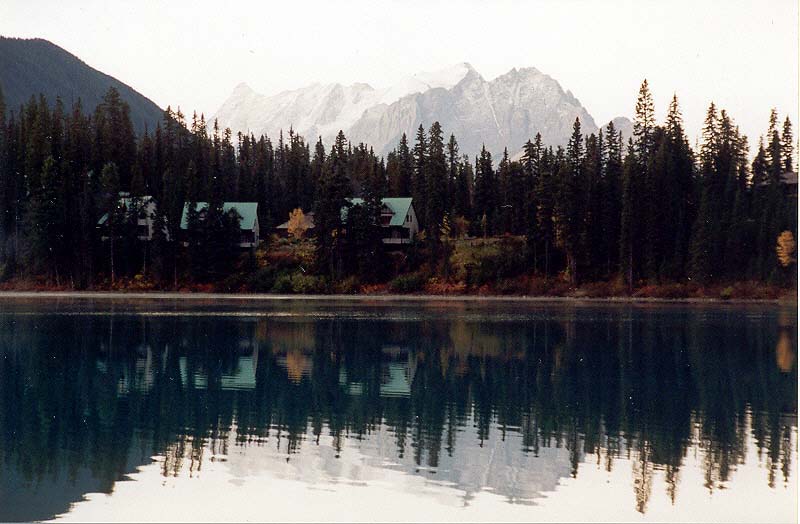 Emerald Lake Lodge